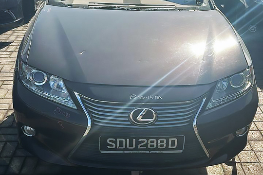 Scrap Half Cut Lexus